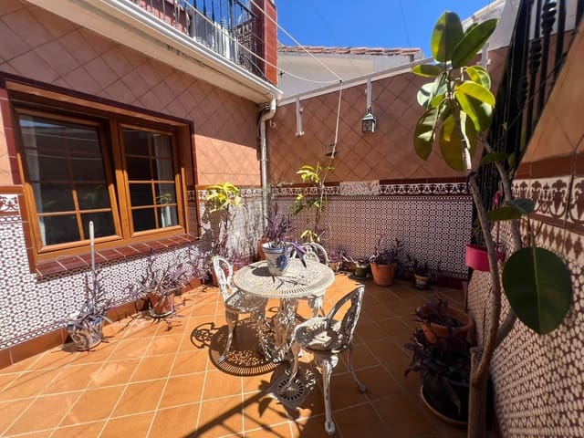 2 quarto Casa em Banda para venda em Fuengirola - 495 000 € (Ref: 10037194)