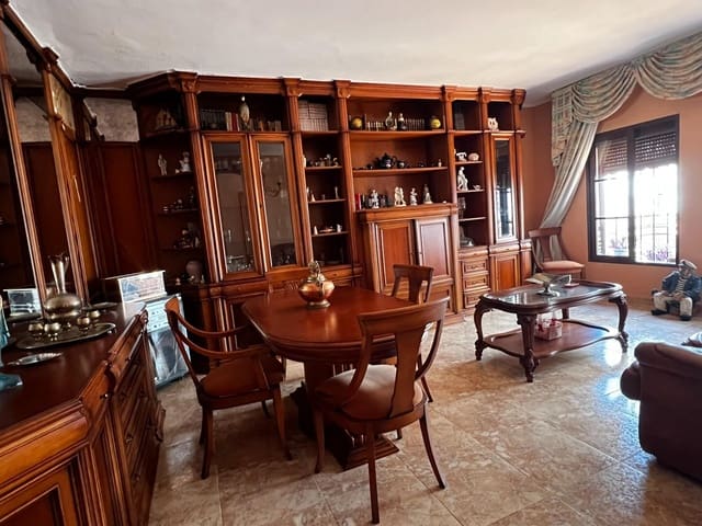 2 quarto Casa em Banda para venda em Fuengirola - 495 000 € (Ref: 10037194)