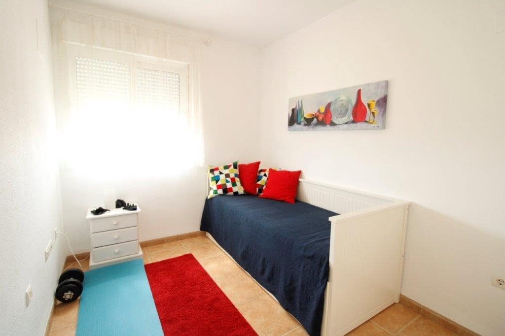 2 soverom Leilighet til leie i Fuengirola med svømmebasseng garasje - € 1 300 (Ref: 10062185)