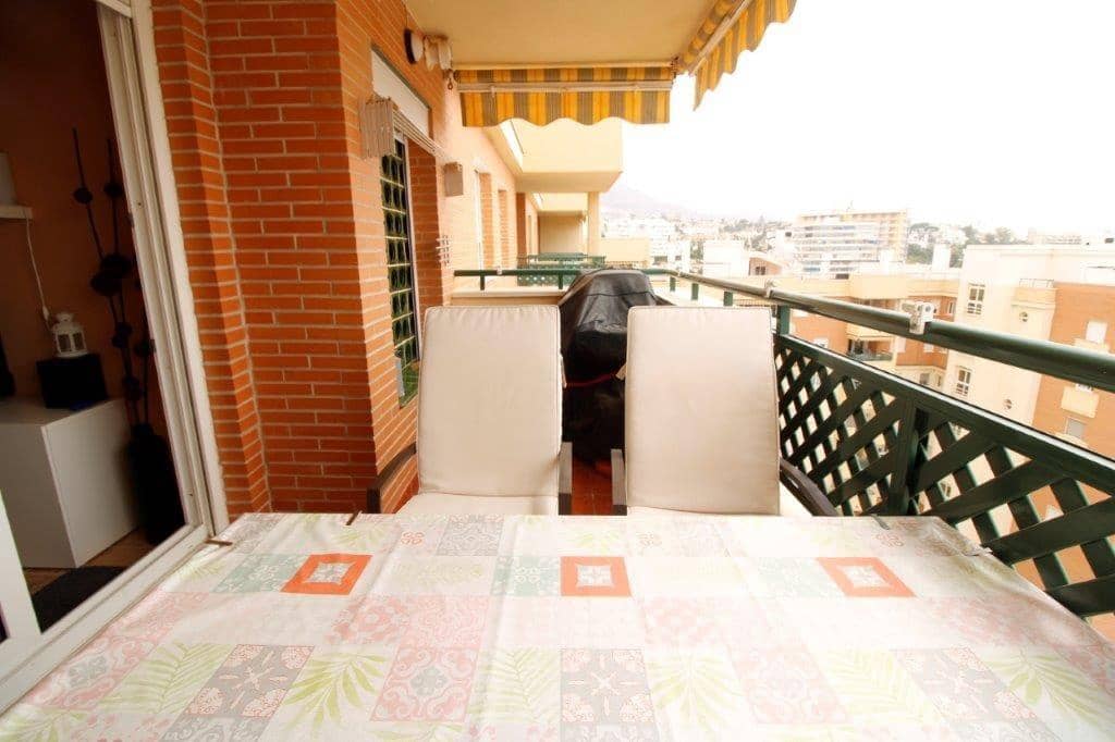 2 soverom Leilighet til leie i Fuengirola med svømmebasseng garasje - € 1 300 (Ref: 10062185)