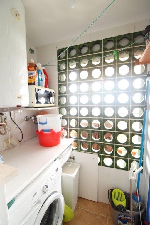 2 soverom Leilighet til leie i Fuengirola med svømmebasseng garasje - € 1 300 (Ref: 10062185)