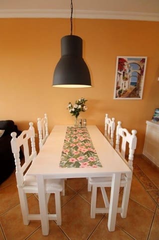 2 soverom Leilighet til leie i Fuengirola med svømmebasseng garasje - € 1 300 (Ref: 10062185)
