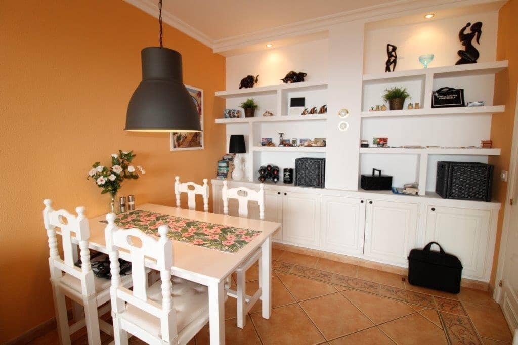2 soverom Leilighet til leie i Fuengirola med svømmebasseng garasje - € 1 300 (Ref: 10062185)
