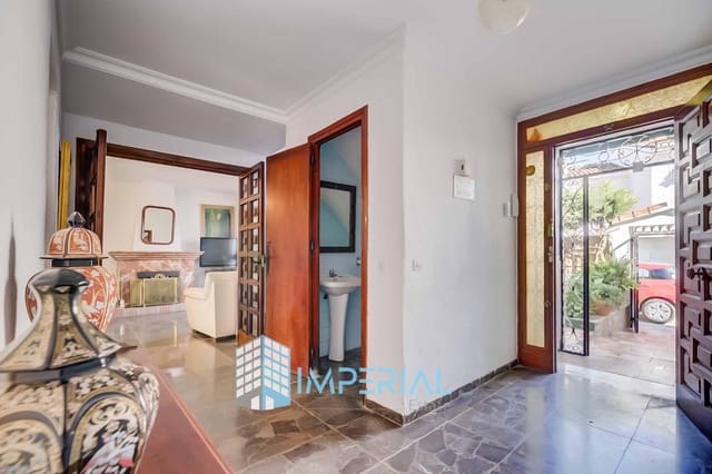 4 Zimmer Reihenhaus zu verkaufen in Fuengirola - 620.000 € (Ref: 10089621)