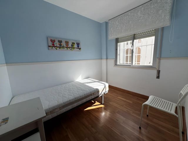Apartamento de 4 habitaciones en Fuengirola en venta - 325.000 € (Ref: 10098340)