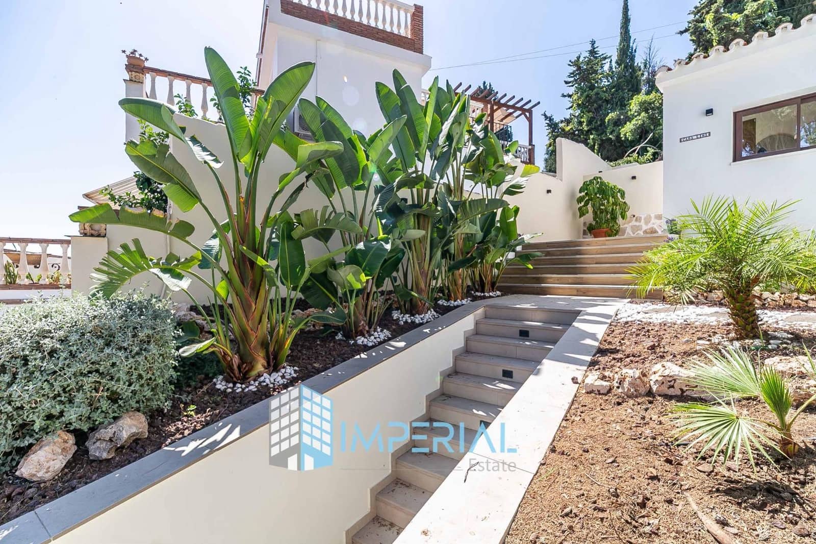 3 quarto Moradia para venda em El Coto com piscina - 695 000 € (Ref: 10102547)