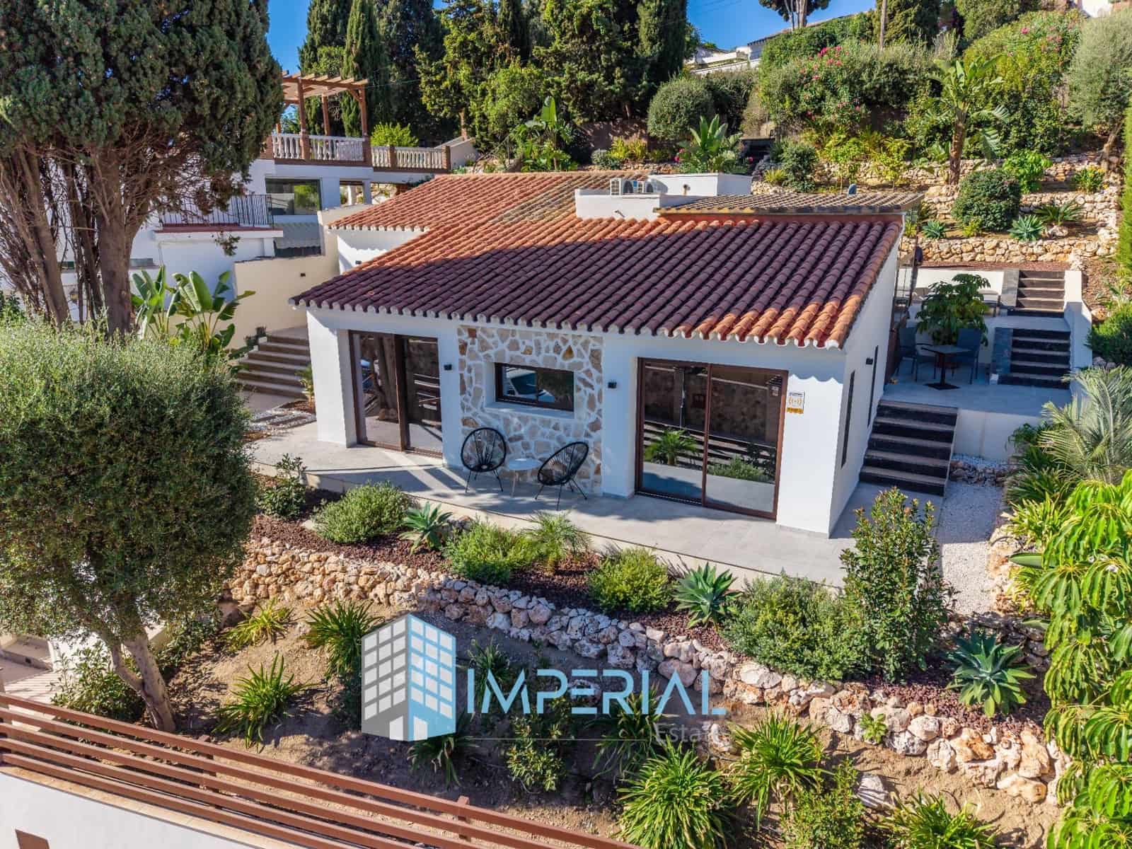 3 quarto Moradia para venda em El Coto com piscina - 695 000 € (Ref: 10102547)