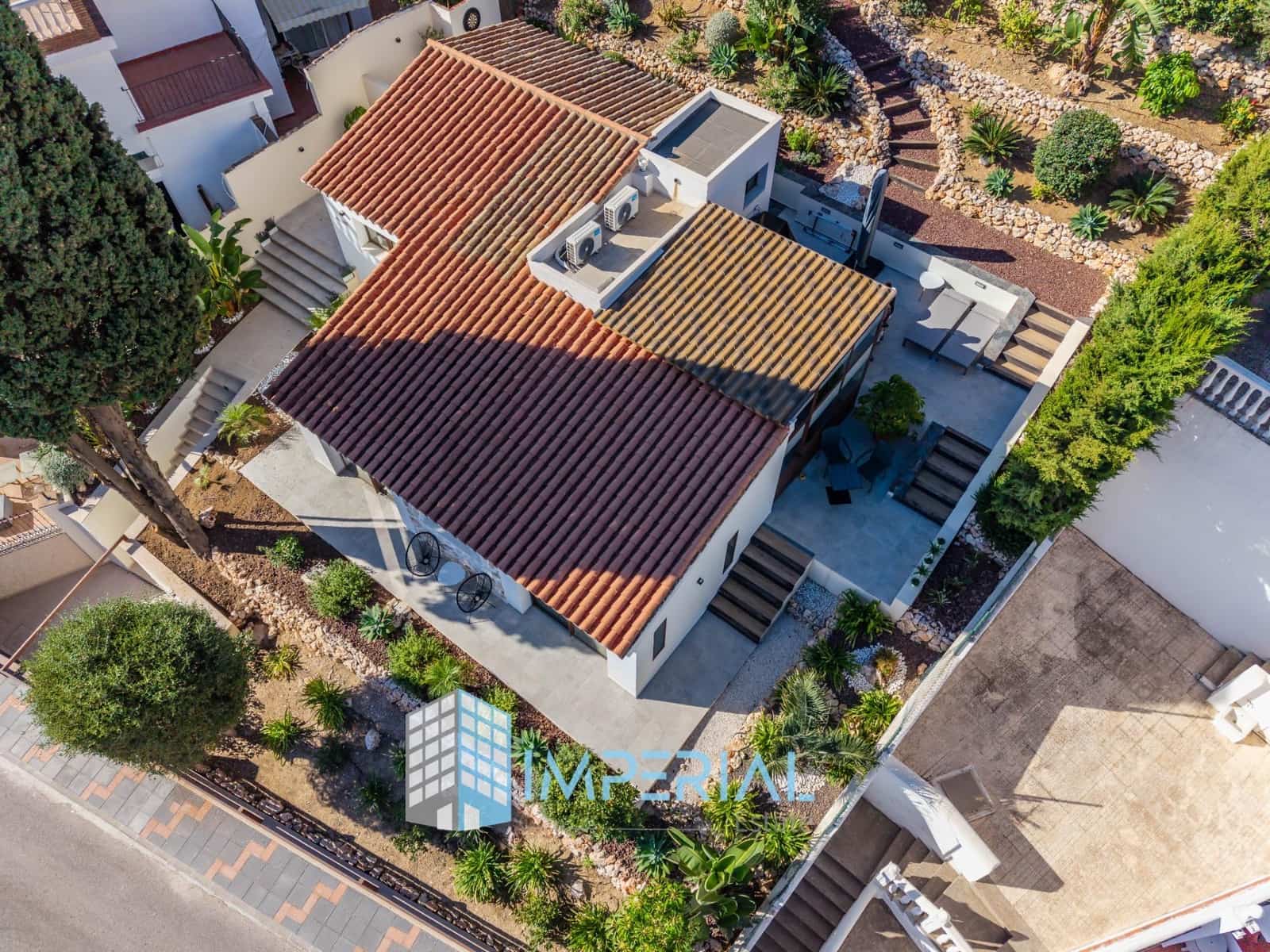 3 quarto Moradia para venda em El Coto com piscina - 695 000 € (Ref: 10102547)