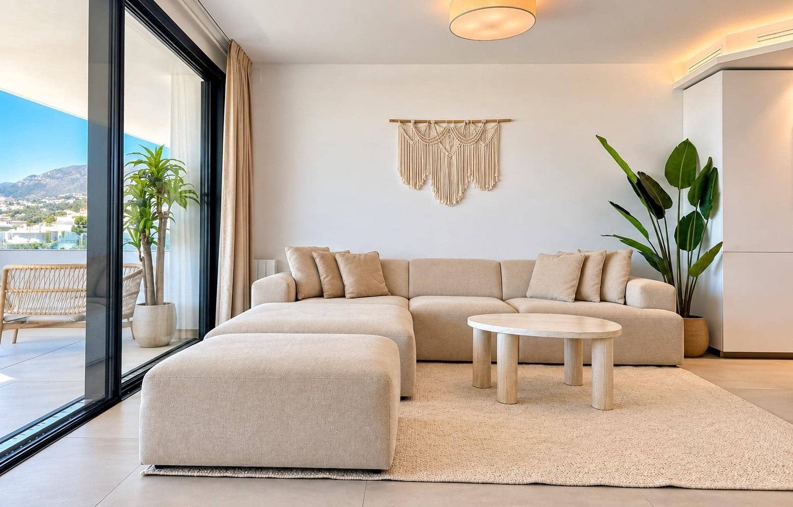 Apartamento de 2 habitaciones en Carvajal en venta con piscina garaje - 945.000 € (Ref: 10148944)