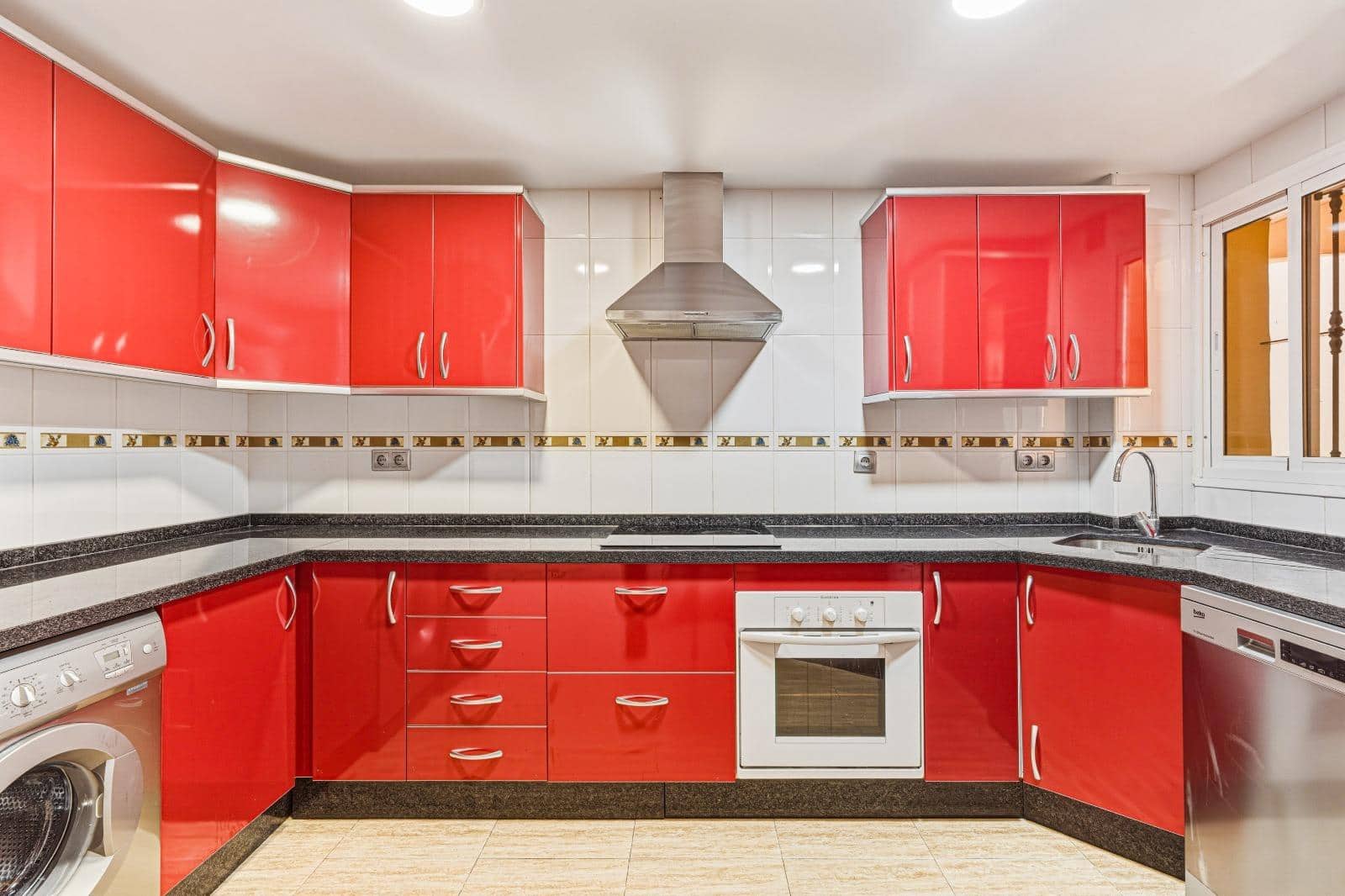 2 bedroom Flat for sale in Mijas with garage - € 259,900 (Ref: 10173853)