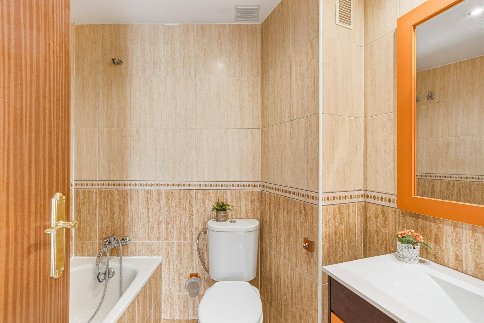 2 bedroom Flat for sale in Mijas with garage - € 259,900 (Ref: 10173853)