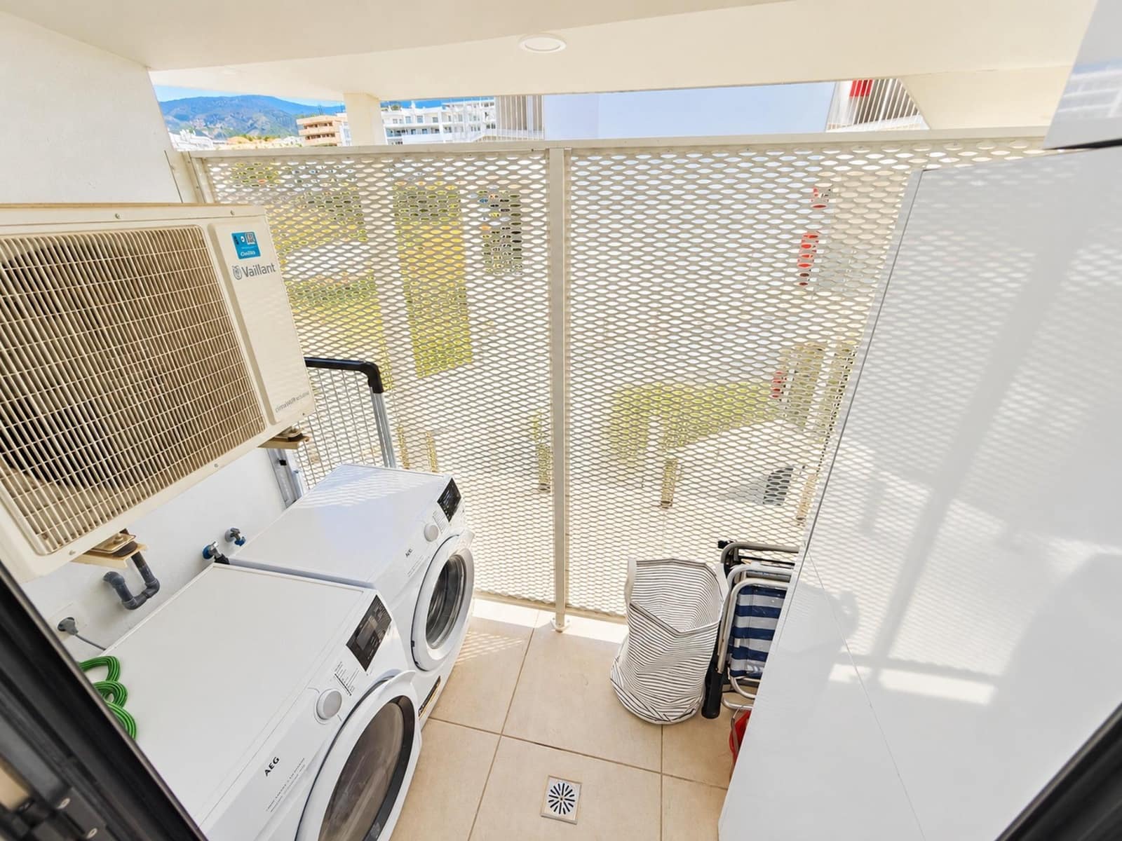 2 quarto Apartamento para arrendar em Carvajal com piscina garagem - 2 500 € (Ref: 10180804)