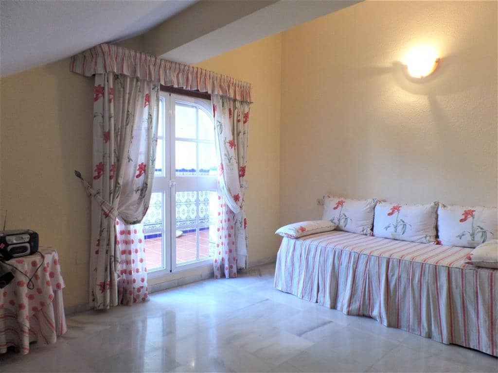 4 soverom Leilighet til salgs i Fuengirola med svømmebasseng garasje - € 609 000 (Ref: 5112713)