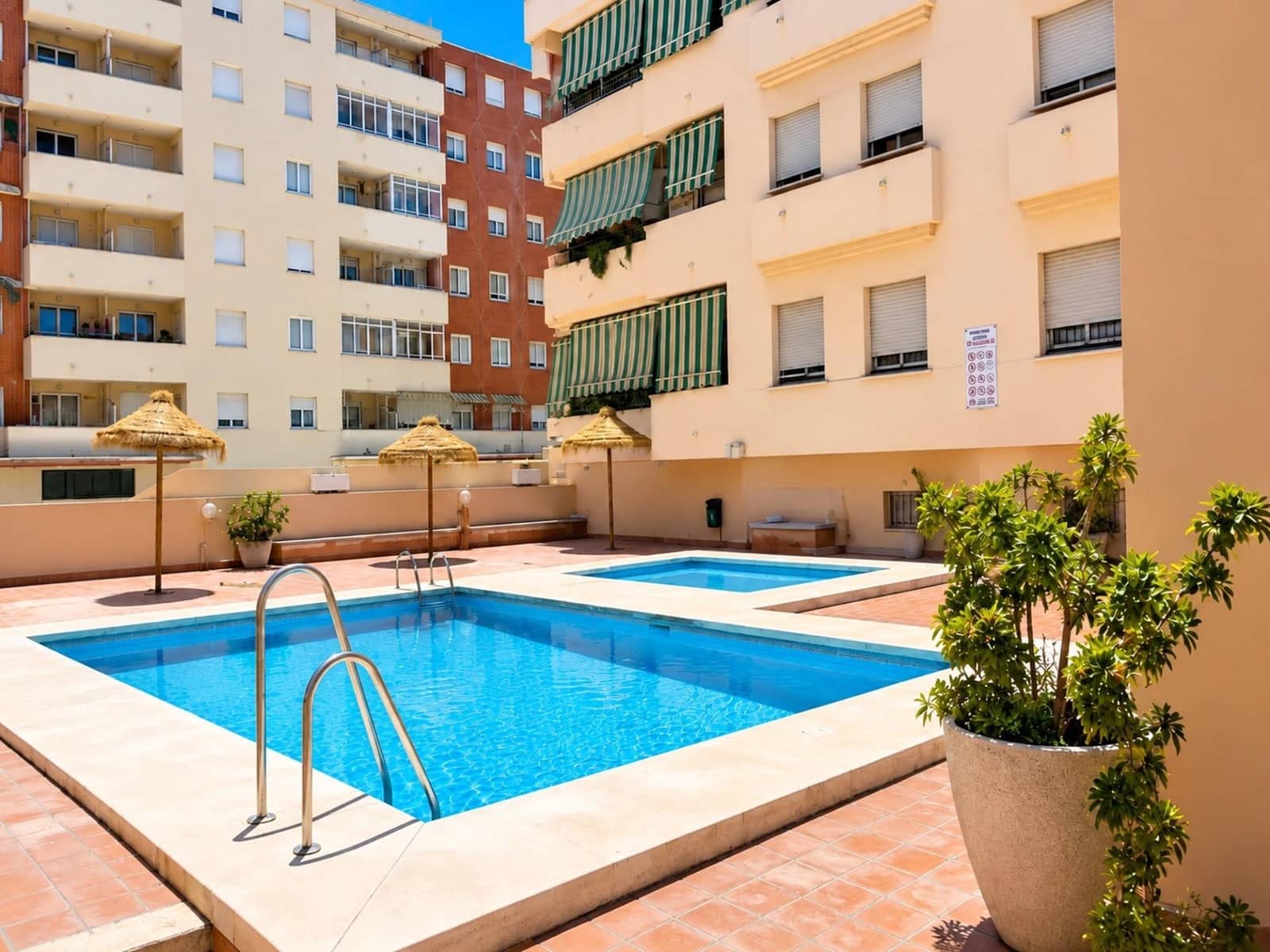 4 slaapkamer Appartement te koop in Fuengirola met zwembad - € 609.000 (Ref: 5112713)