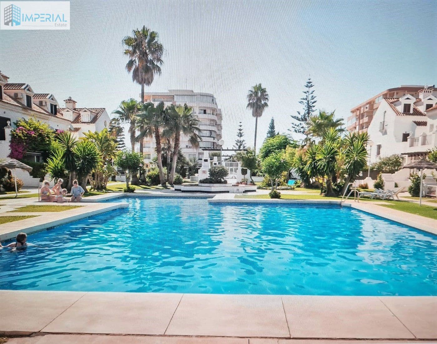 4 sovrum Takvåning till salu i Fuengirola med pool garage - 1 275 000 € (Ref: 7809656)