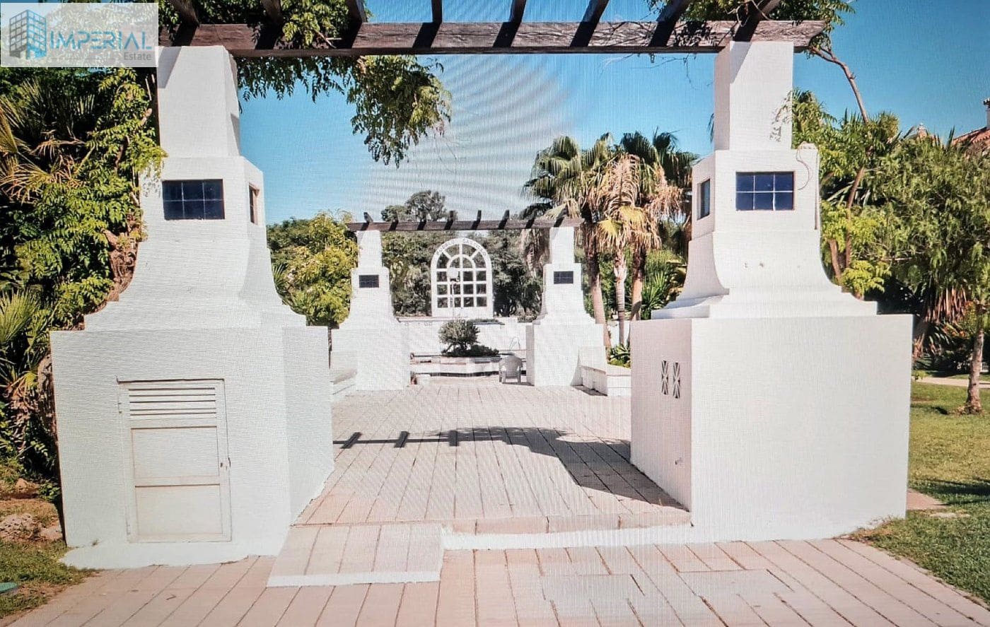 4 sovrum Takvåning till salu i Fuengirola med pool garage - 1 275 000 € (Ref: 7809656)