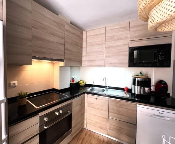 Apartamento de 2 habitaciones en Mijas en venta - 195.000 € (Ref: 8448413)