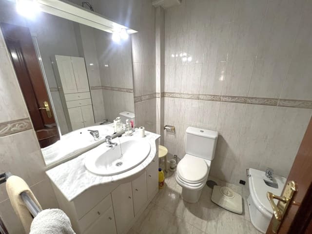 2 makuuhuone Yritys myytävänä paikassa Fuengirola - 450 000 € (Ref: 8576707)