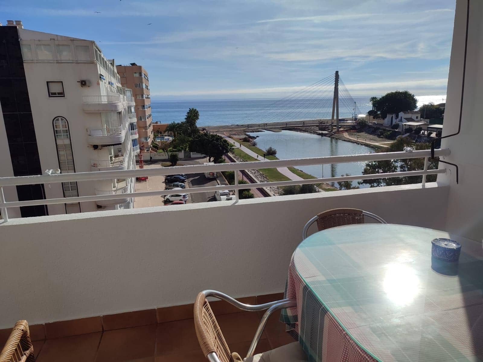 Apartamento de 2 habitaciones en Fuengirola en venta con piscina - 425.000 € (Ref: 8676042)