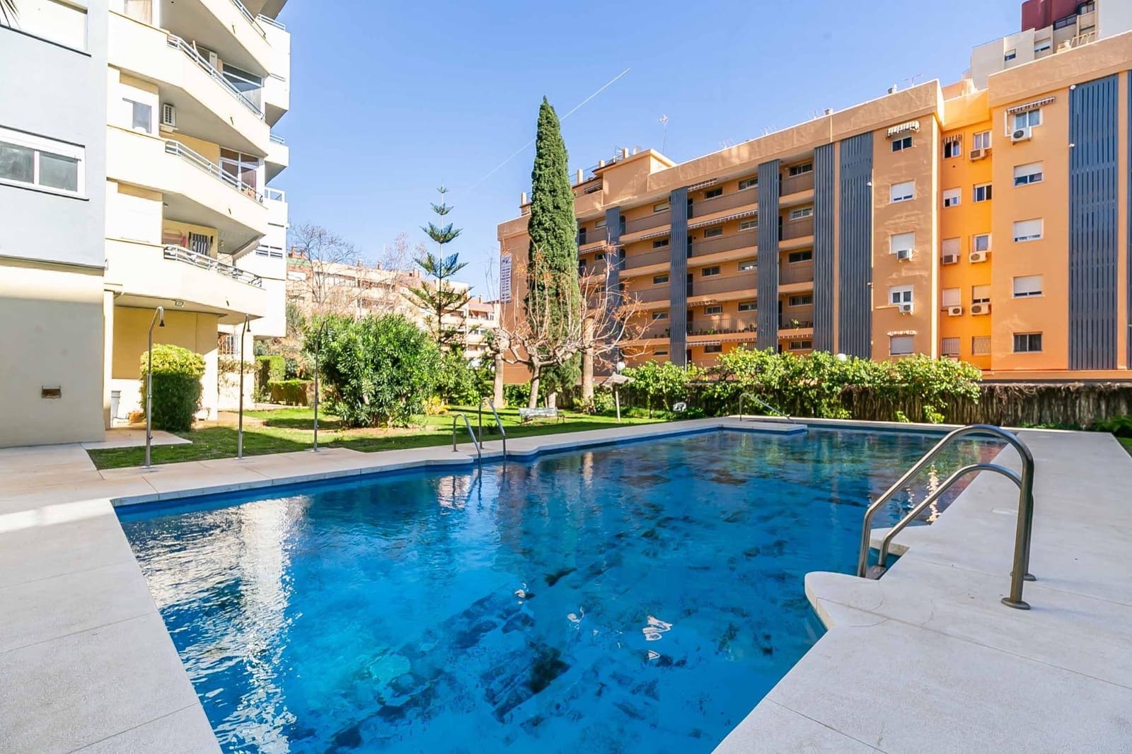 3 chambre Appartement à vendre à Fuengirola avec piscine - 346 600 € (Ref: 8847536)