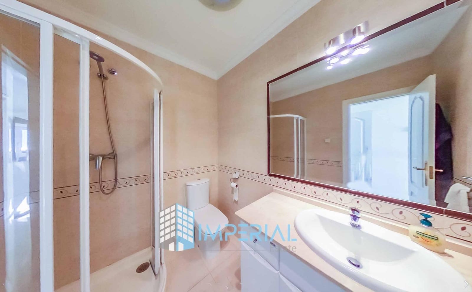 3 slaapkamer Rijtjeshuis te koop in Marbella met zwembad garage - € 895.000 (Ref: 8911373)