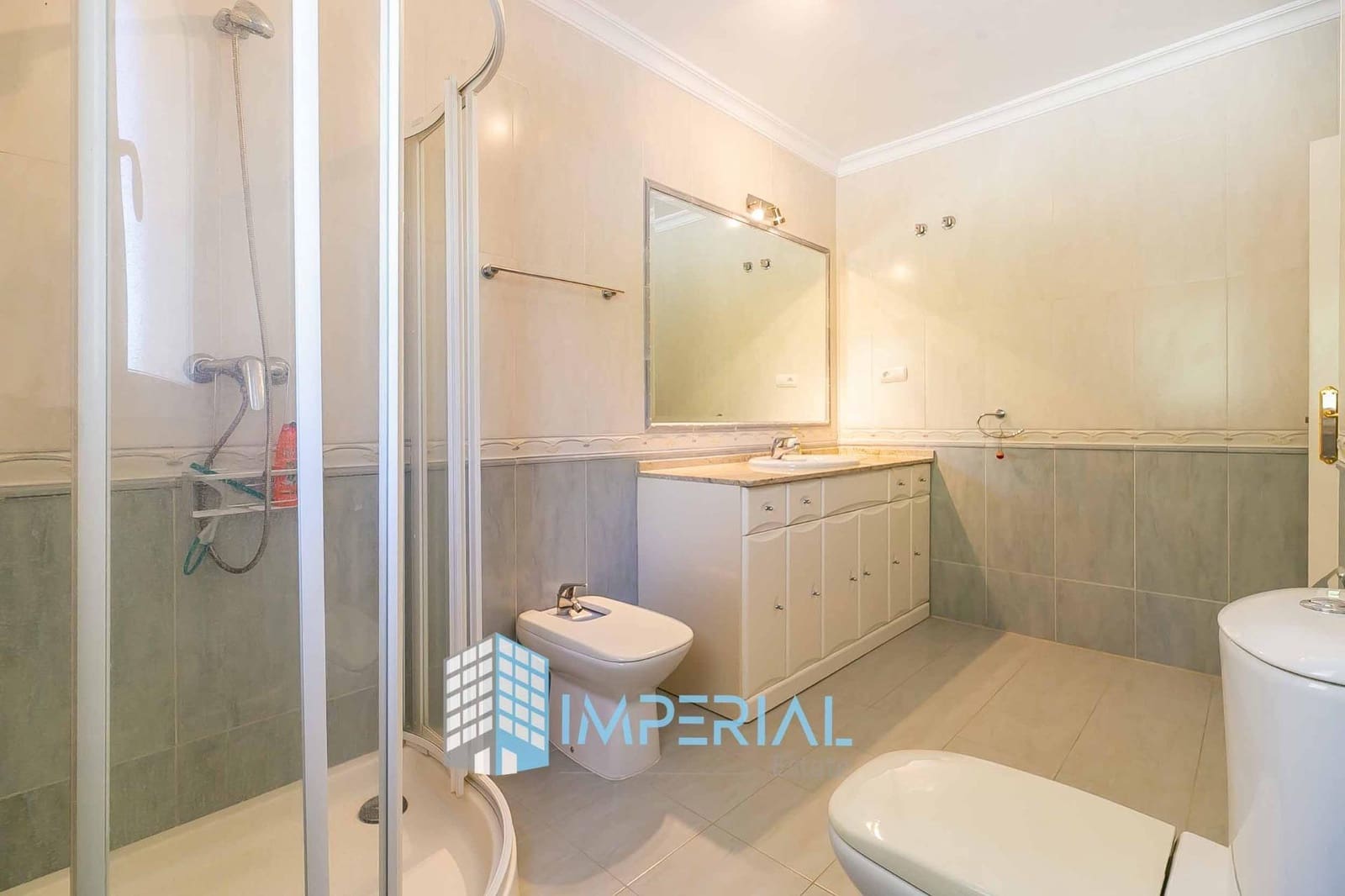 3 slaapkamer Rijtjeshuis te koop in Marbella met zwembad garage - € 895.000 (Ref: 8911373)