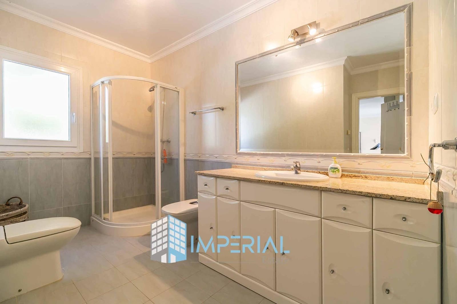 3 slaapkamer Rijtjeshuis te koop in Marbella met zwembad garage - € 895.000 (Ref: 8911373)