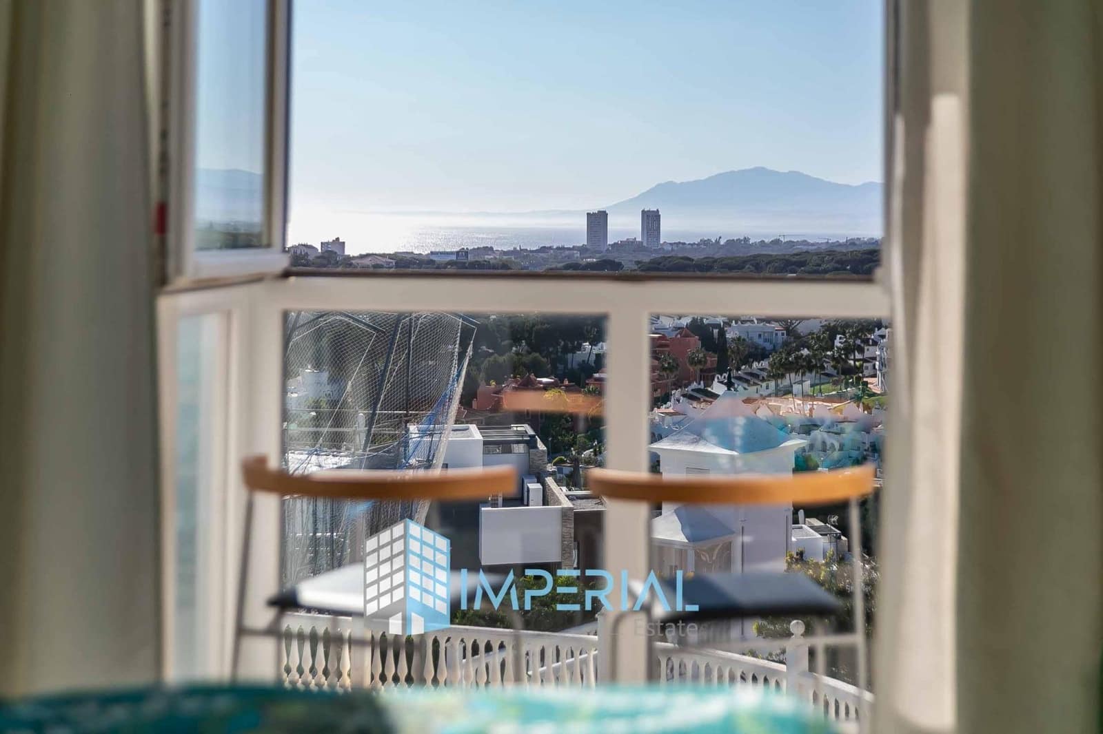 3 slaapkamer Rijtjeshuis te koop in Marbella met zwembad garage - € 895.000 (Ref: 8911373)