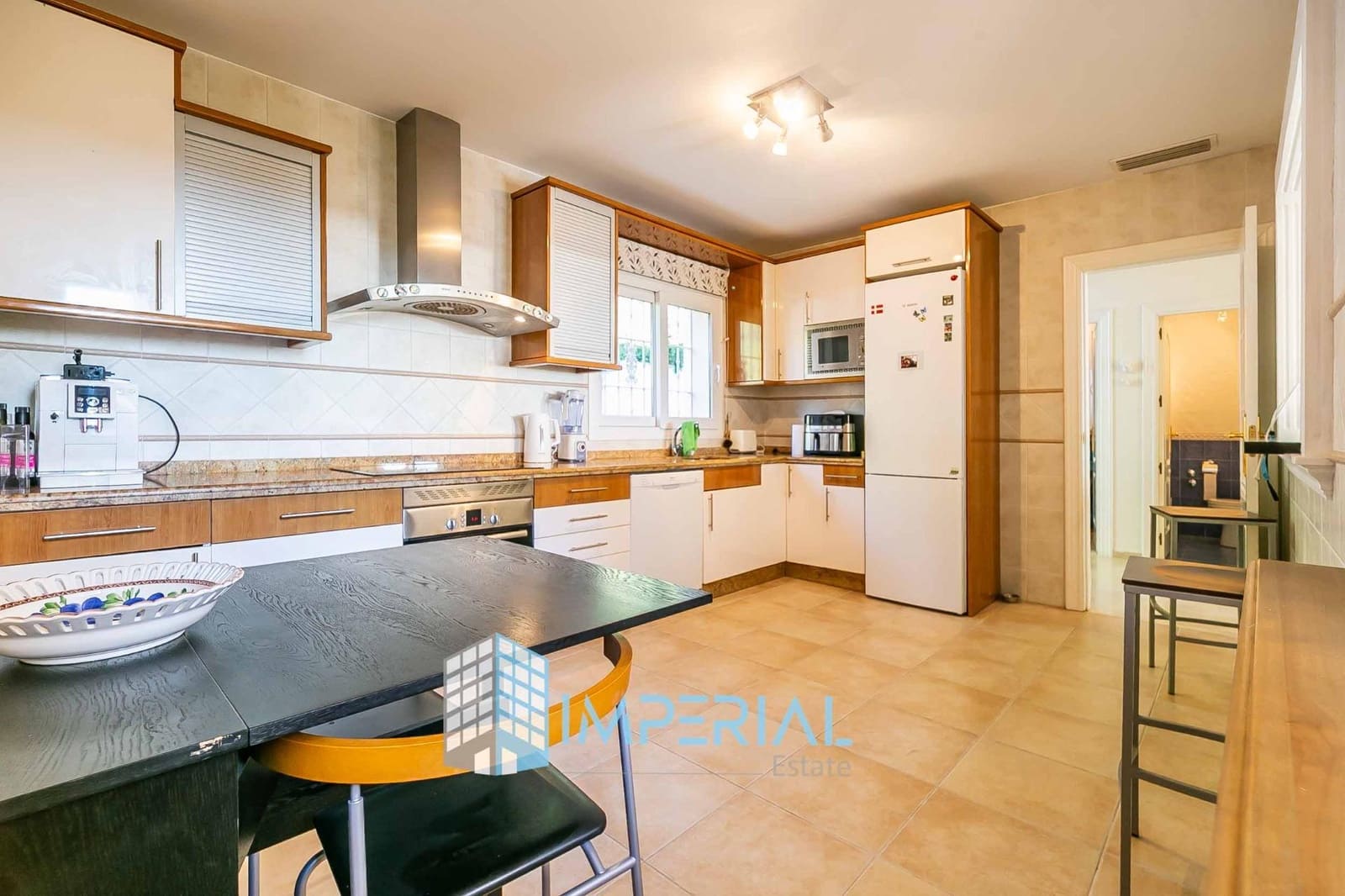 3 slaapkamer Rijtjeshuis te koop in Marbella met zwembad garage - € 895.000 (Ref: 8911373)