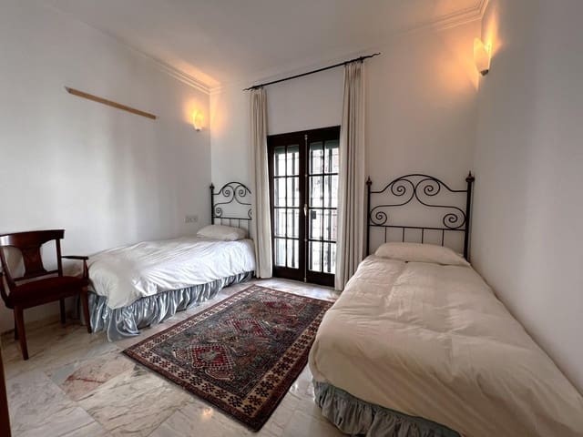 3 slaapkamer Appartement te koop in Fuengirola met zwembad - € 475.000 (Ref: 8928801)