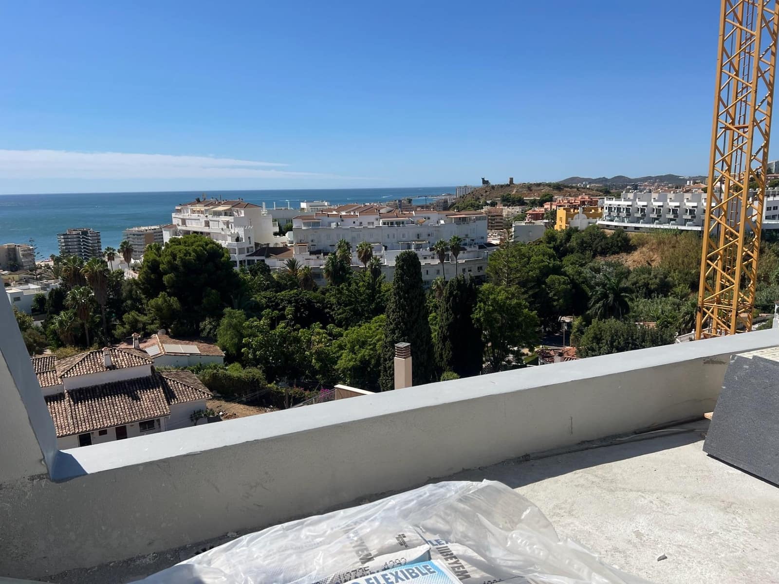 3 sypialnia Dom szeregowy na sprzedaż w Fuengirola z basenem - 634 900 € (Ref: 9007371)