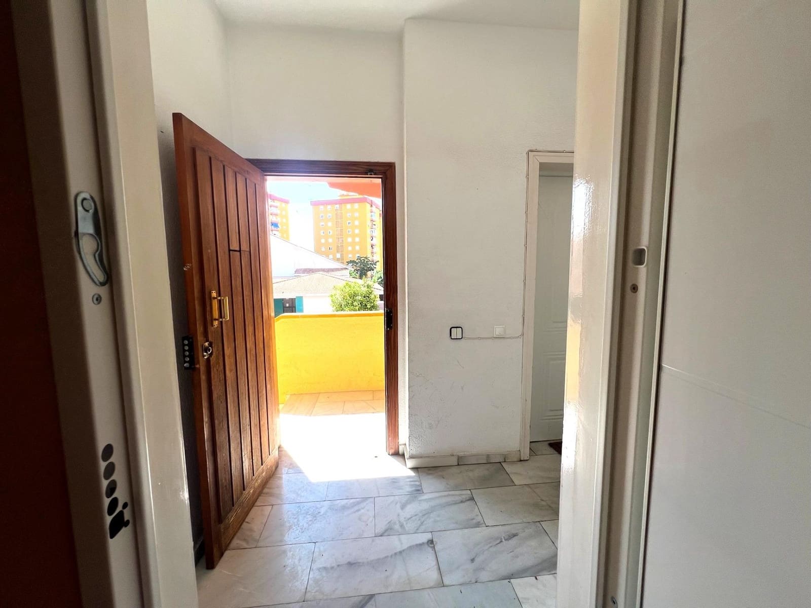 3 soverom Leilighet til salgs i Fuengirola - € 245 000 (Ref: 9036836)