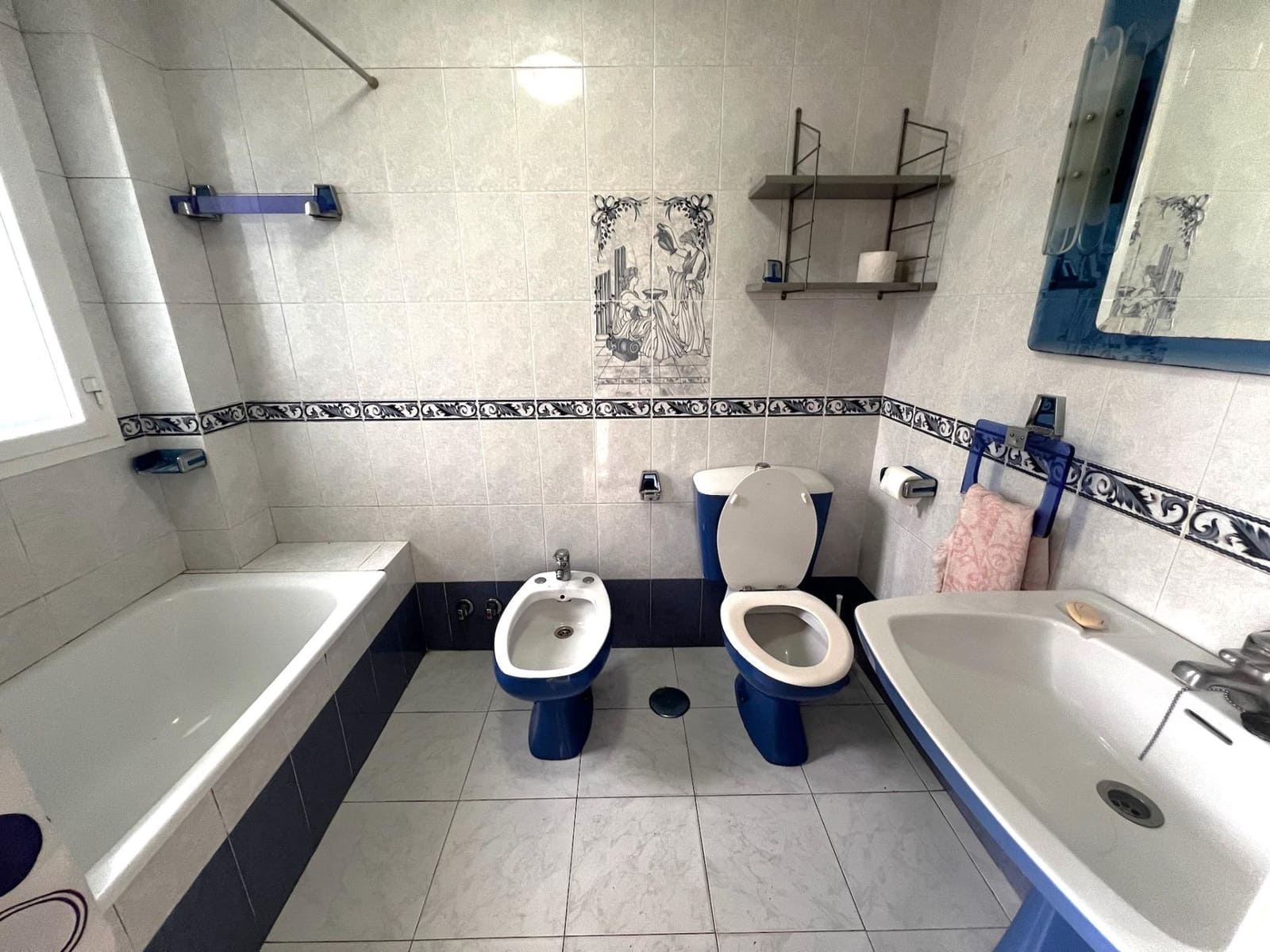 4 soveværelse Rækkehus til salg i Fuengirola med swimmingpool - € 459.000 (Ref: 9049038)