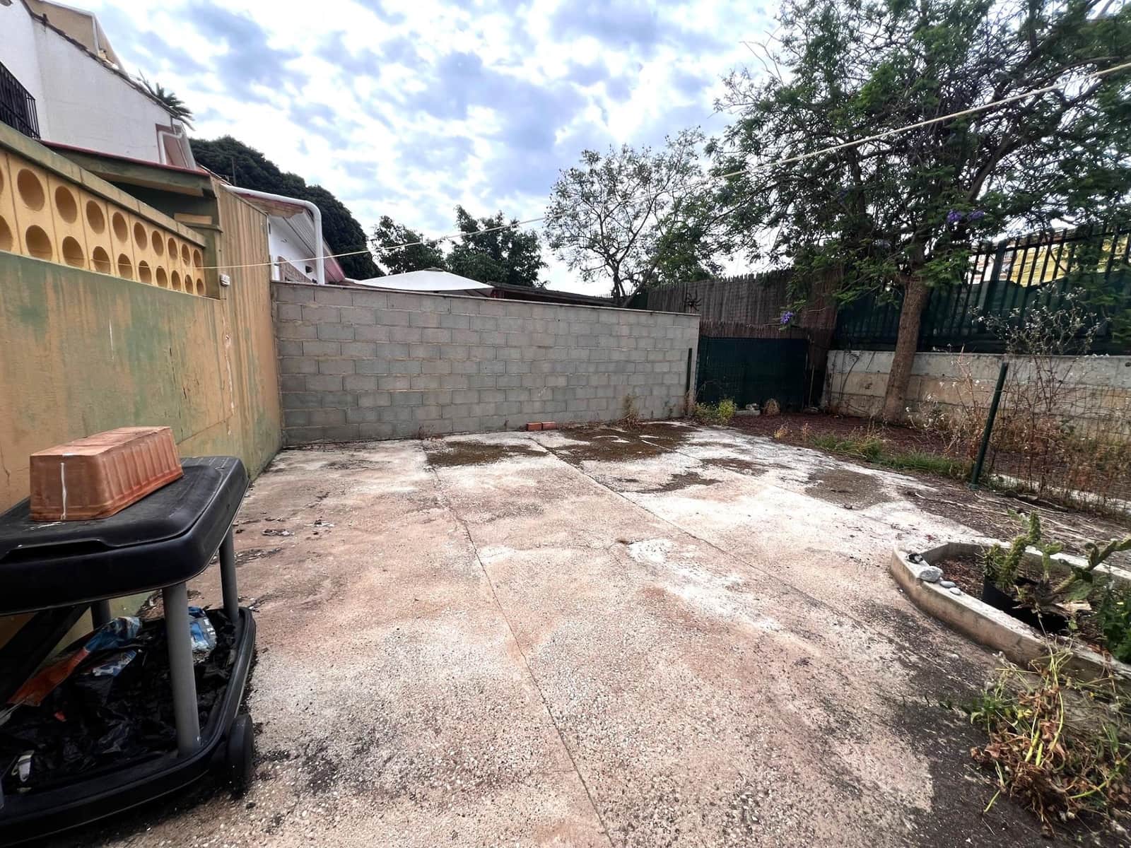 4 soveværelse Rækkehus til salg i Fuengirola med swimmingpool - € 459.000 (Ref: 9049038)