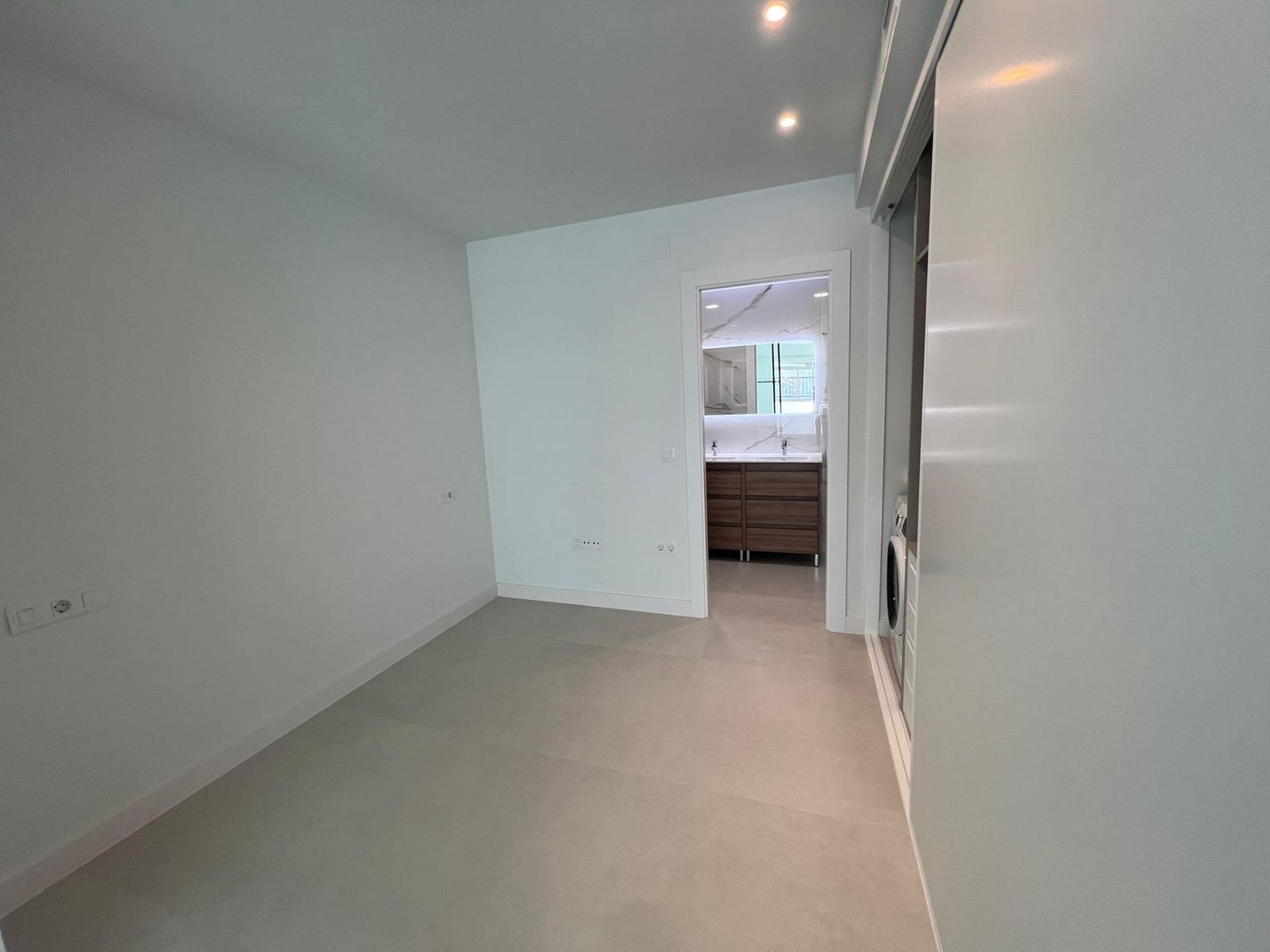 1 slaapkamer Penthouse te koop in Fuengirola - € 492.900 (Ref: 9141743)