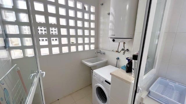 2 makuuhuone Huoneisto myytävänä paikassa Benalmádena pueblo, Benalmádena mukana 
autotalli - 275 000 € (Ref: 9171721)