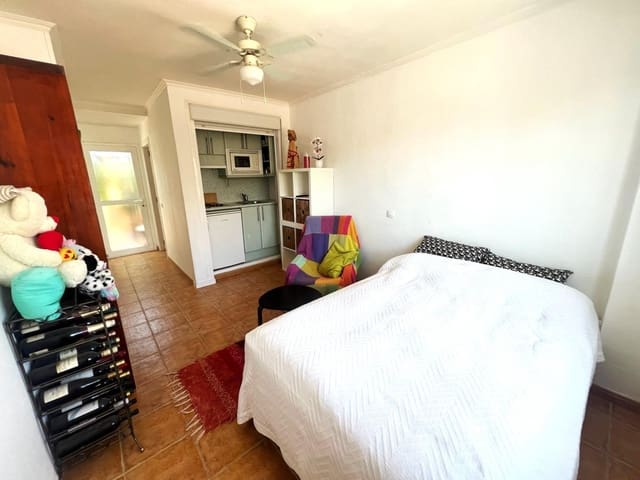 3 makuuhuone Paritalo myytävänä paikassa Fuengirola mukana uima-altaan - 499 000 € (Ref: 9193954)