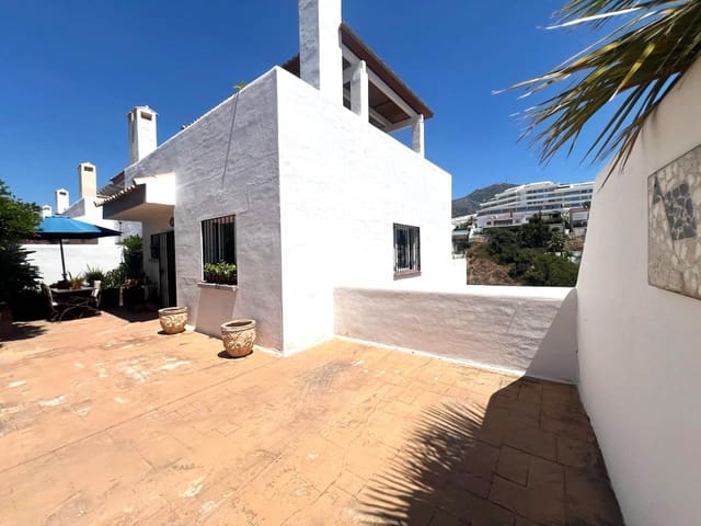 3 makuuhuone Paritalo myytävänä paikassa Fuengirola mukana uima-altaan - 499 000 € (Ref: 9193954)