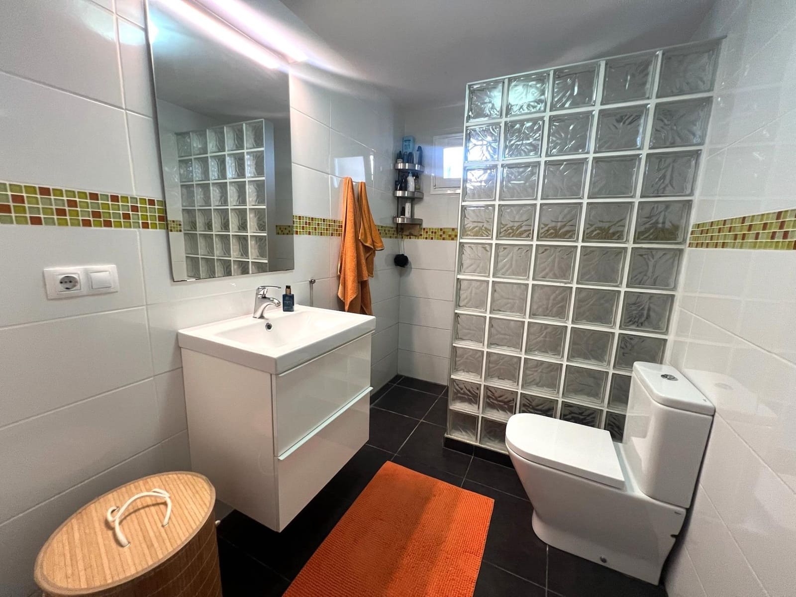 3 quarto Moradia Geminada para venda em Fuengirola com piscina - 465 000 € (Ref: 9193954)