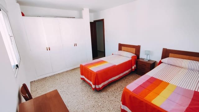 4 Zimmer Apartment zu verkaufen in Los Boliches , Fuengirola - 595.000 € (Ref: 9217657)