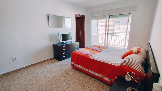 4 Zimmer Apartment zu verkaufen in Los Boliches , Fuengirola - 595.000 € (Ref: 9217657)