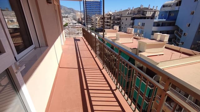 4 Zimmer Apartment zu verkaufen in Los Boliches , Fuengirola - 595.000 € (Ref: 9217657)