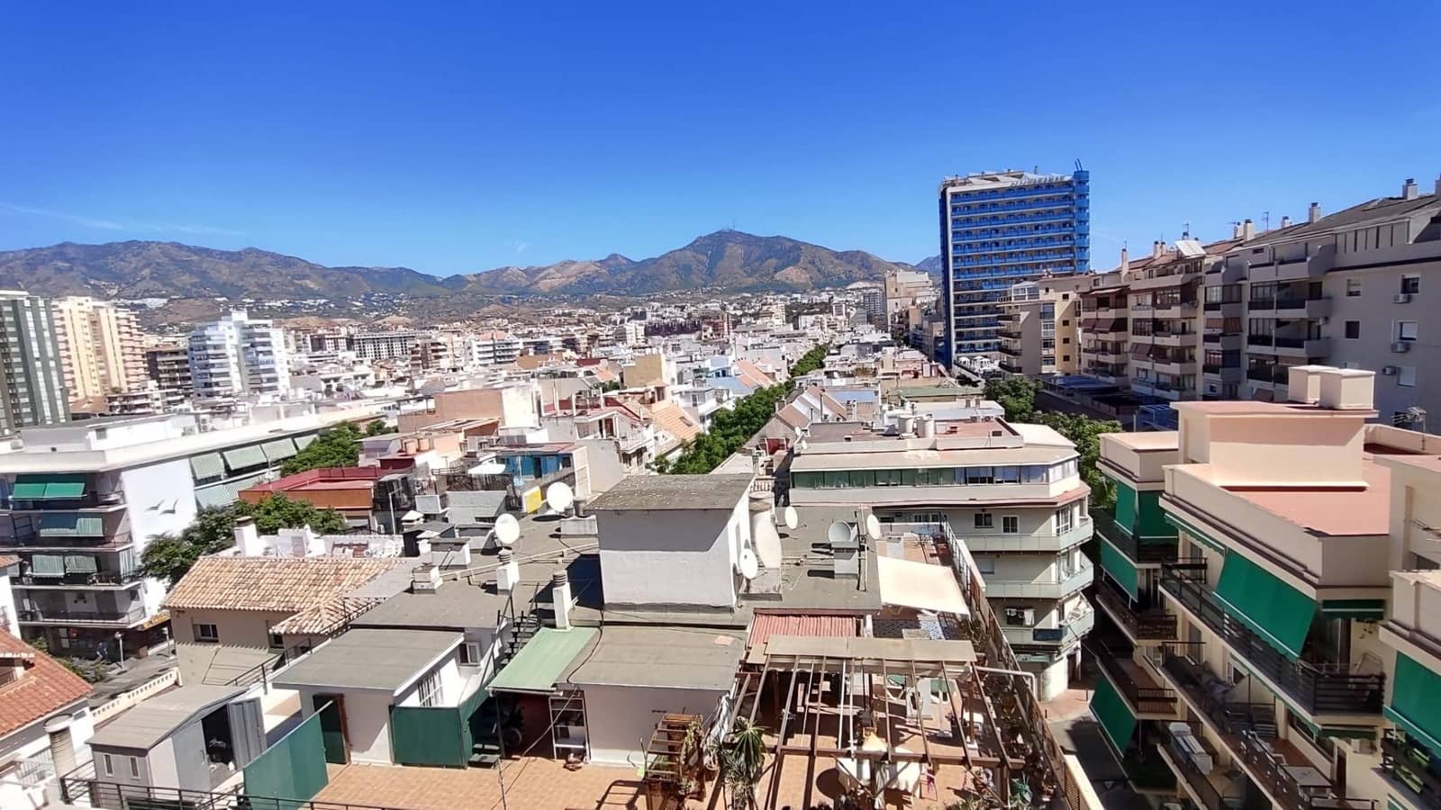 4 soveværelse Lejlighed til salg i Fuengirola - € 595.000 (Ref: 9217657)