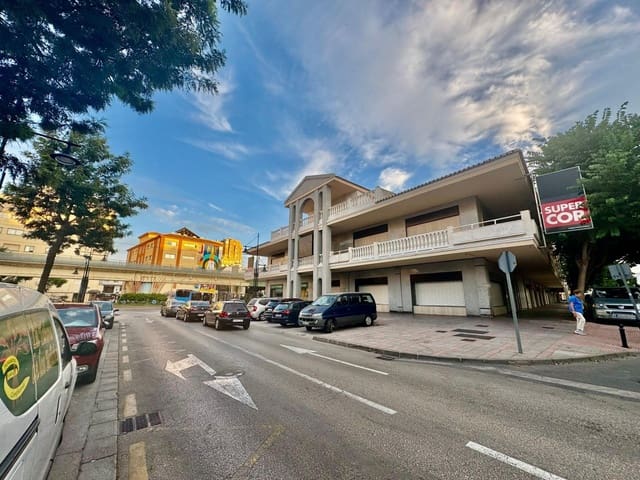 2 slaapkamer Appartement te koop in Los Boliches , Fuengirola - € 259.500 (Ref: 9220162)