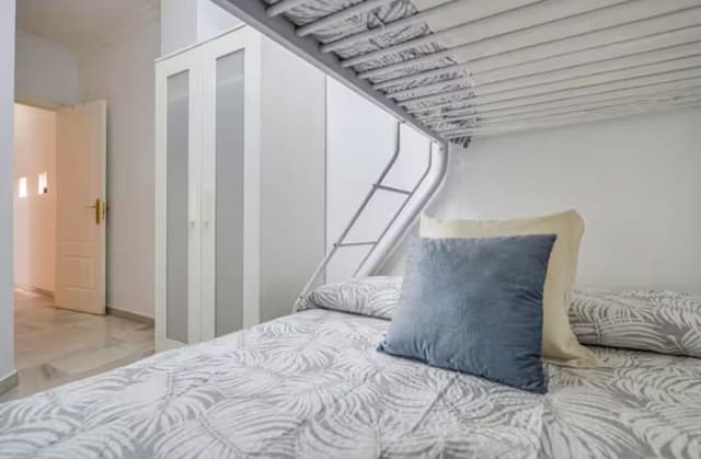 2 chambre Appartement à vendre à Centro ciudad, Fuengirola - 259 000 € (Ref: 9269960)