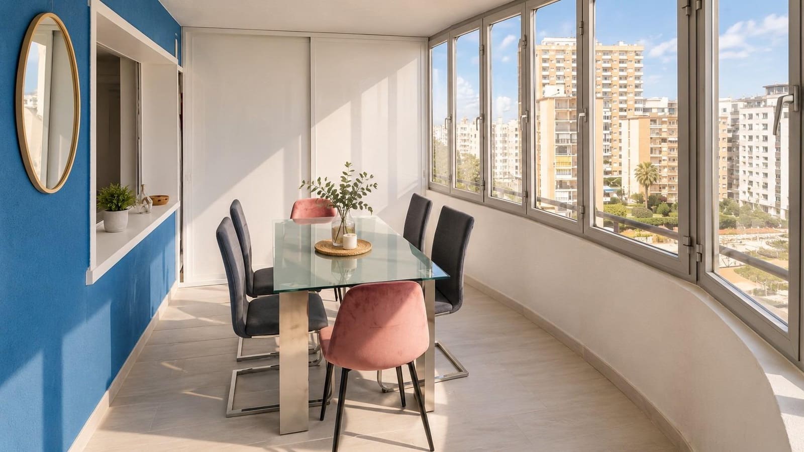 2 bedroom Apartment for sale in Fuengirola with pool - € 350,000 (Ref: 9269961)
