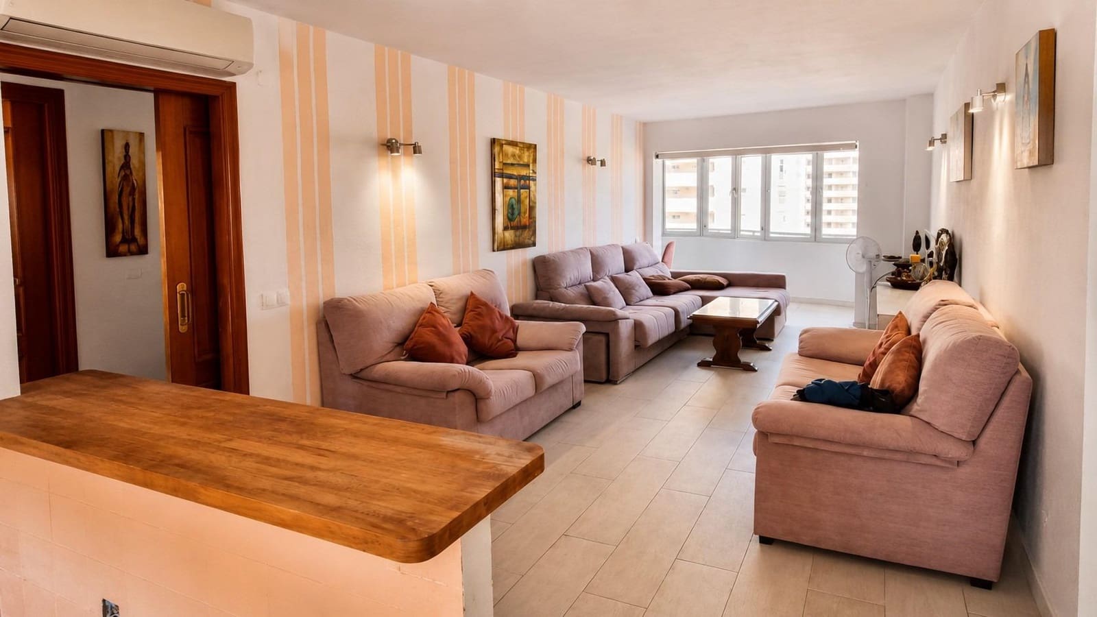 2 bedroom Apartment for sale in Fuengirola with pool - € 350,000 (Ref: 9269961)