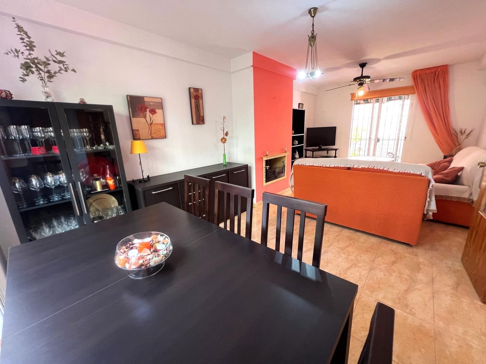 4 chambre Villa/Maison Mitoyenne à vendre à Fuengirola avec piscine - 450 000 € (Ref: 9272454)