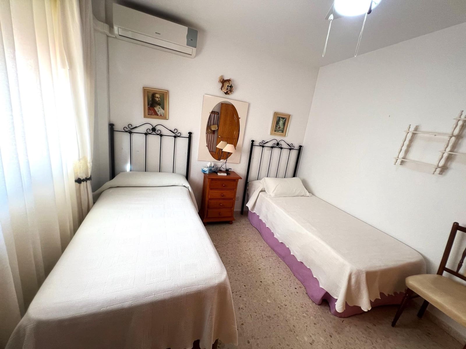 4 chambre Villa/Maison Mitoyenne à vendre à Fuengirola avec piscine - 450 000 € (Ref: 9272454)