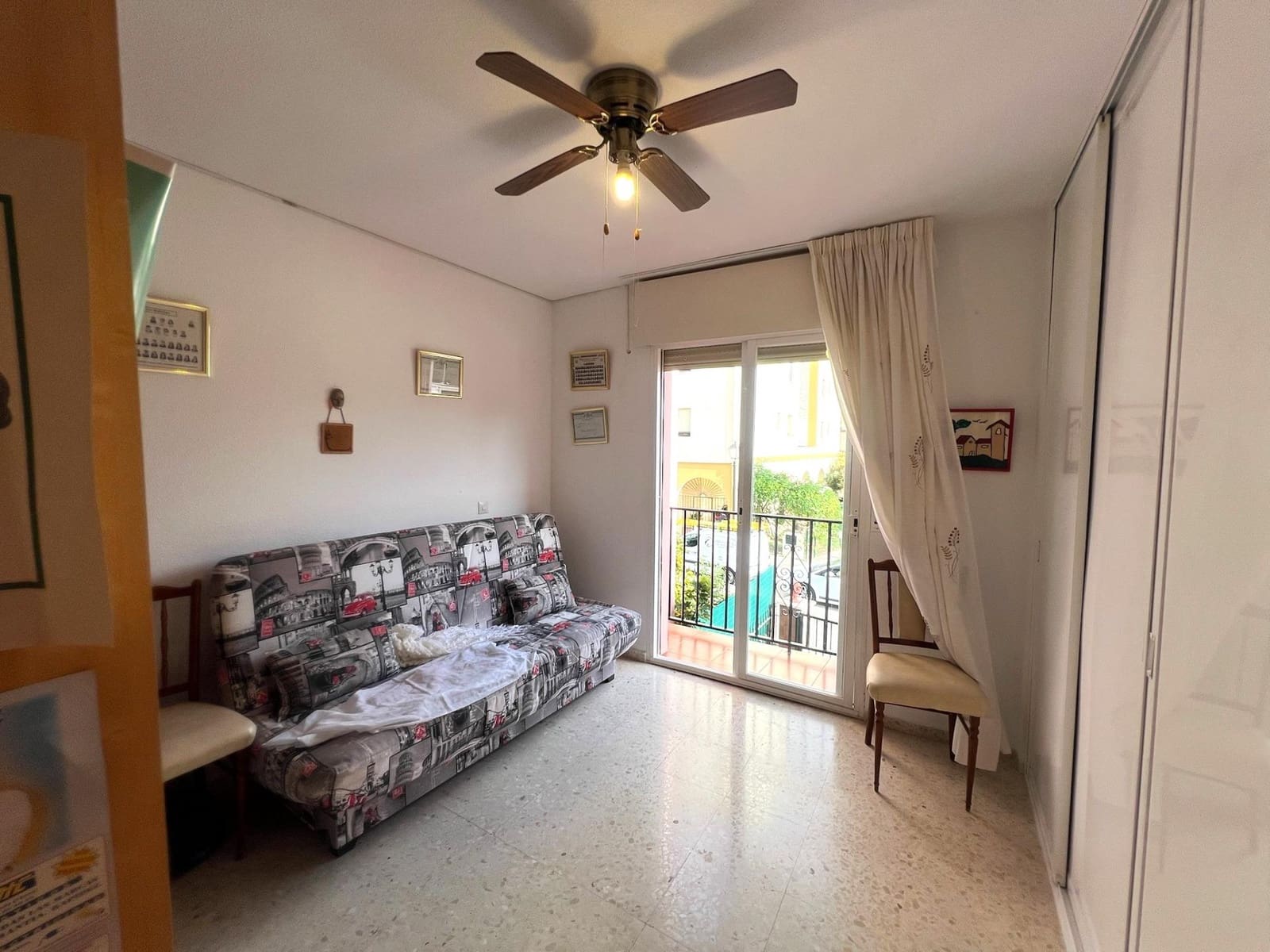 4 chambre Villa/Maison Mitoyenne à vendre à Fuengirola avec piscine - 450 000 € (Ref: 9272454)